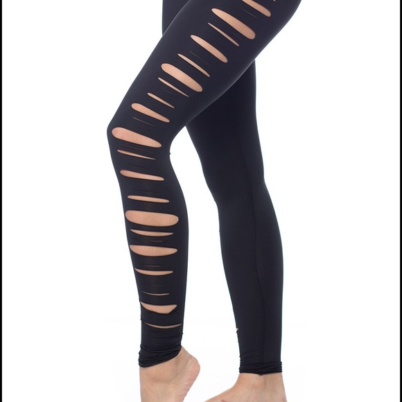 Teeki Jimi Hot Pant - Picture 2 of 3